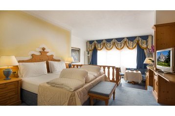 Италия Hotel Corvara in Badia, Екстериор